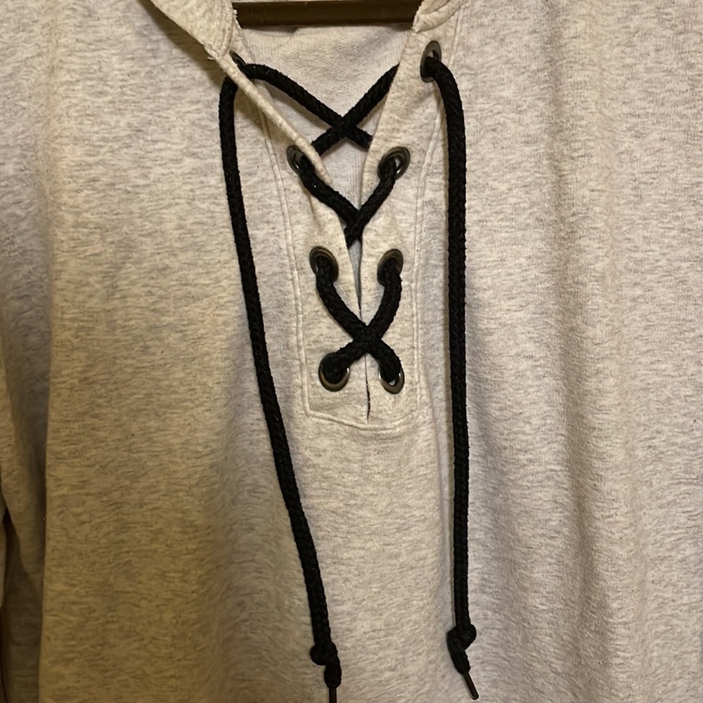 Pink corded v-neck hoodie. - Picture 2 of 4